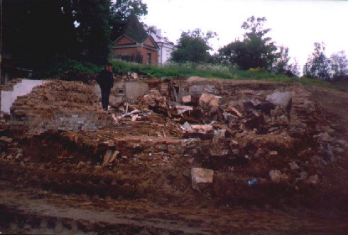 Merchant Rykov's House on Varyazhskaja str. (late 19th c.)destroyed in May, 2003 by the order of Gouvernor Serdjukov and Staraya Ladoga Mayor Nina Ermak